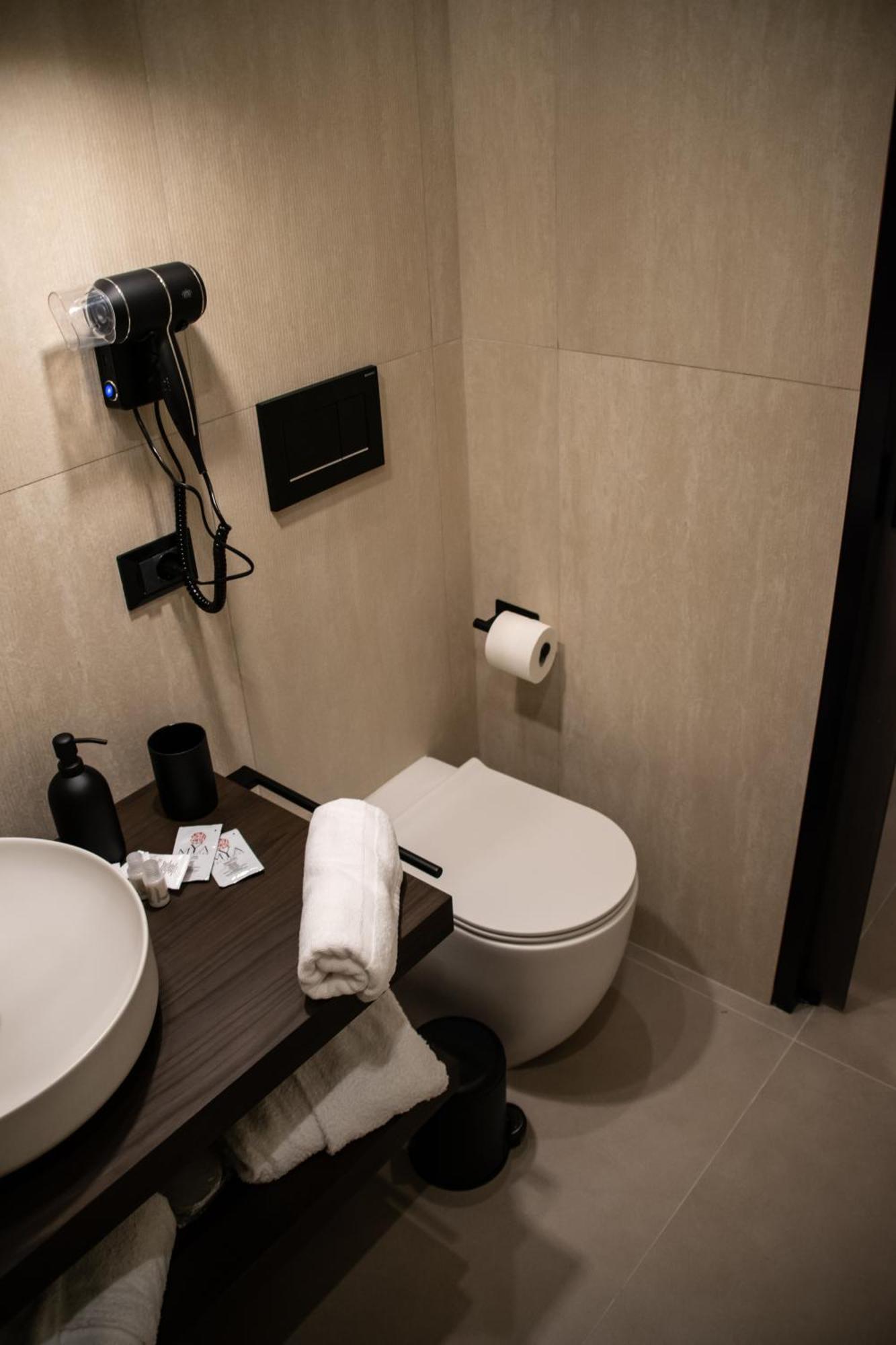 פלרמו Real Suite Spa מראה חיצוני תמונה