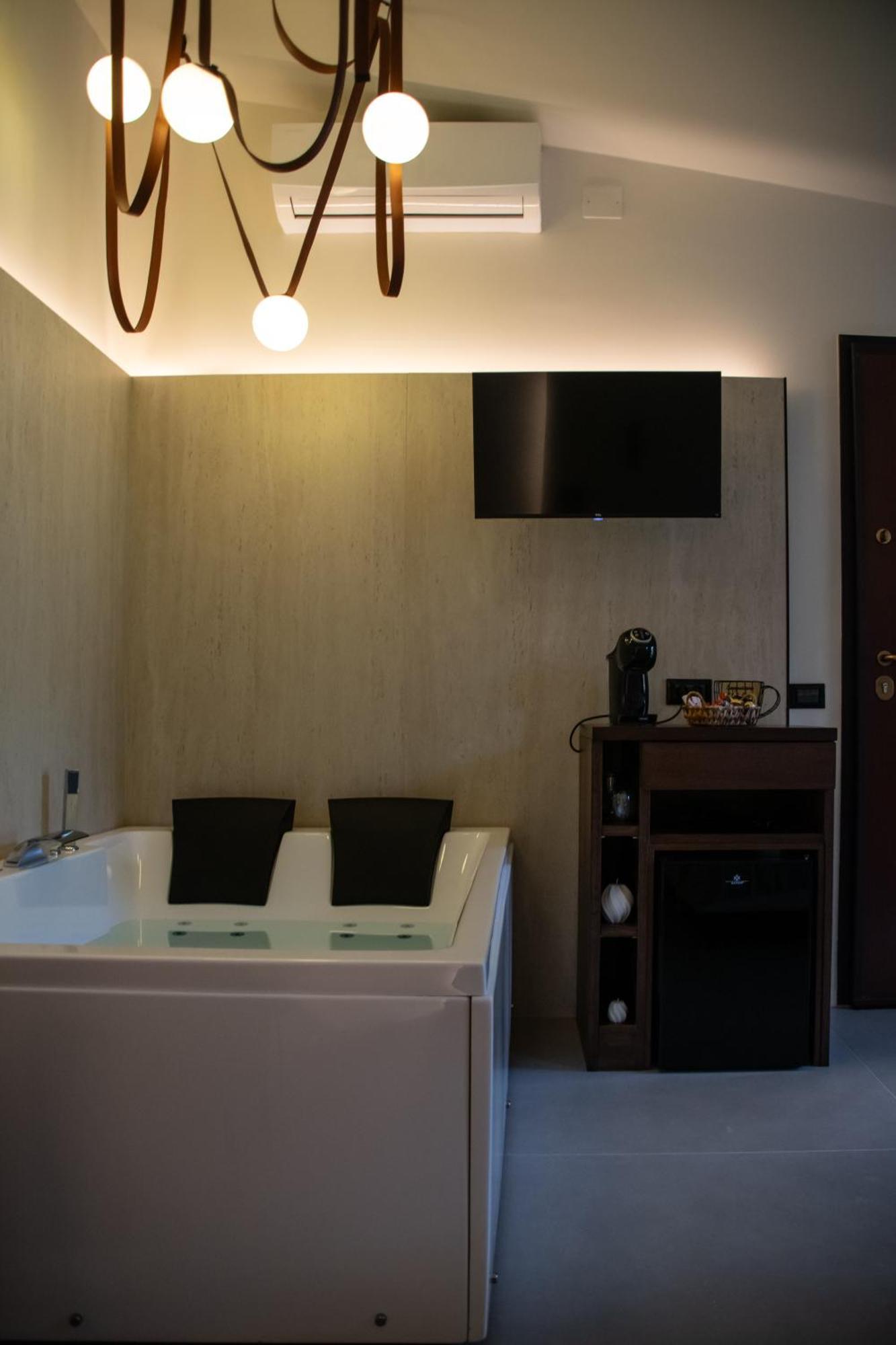 פלרמו Real Suite Spa מראה חיצוני תמונה